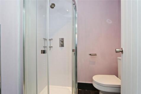 Bed 4 En Suite