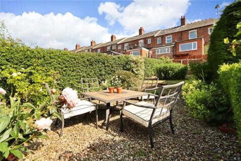 Pebbled Seating Area
