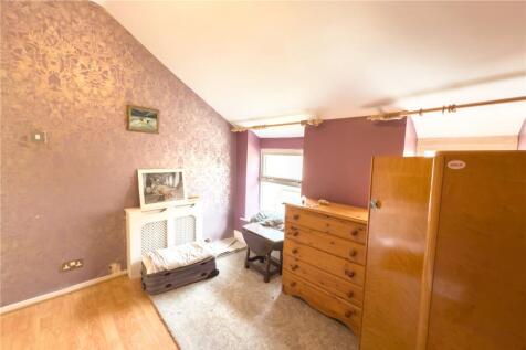 Bedroom 2 Pic 2