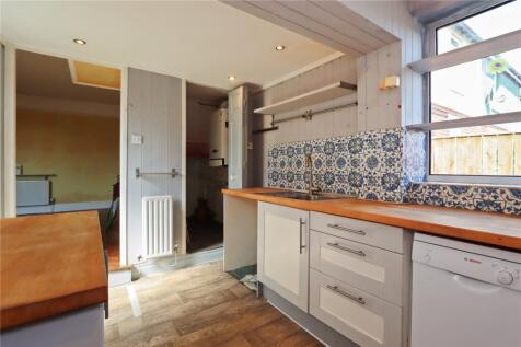 Kitchen Pic 2
