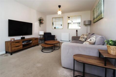 Living Room Pic 1