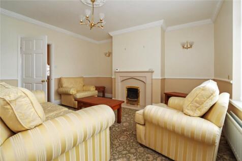 Living Room Pic 2
