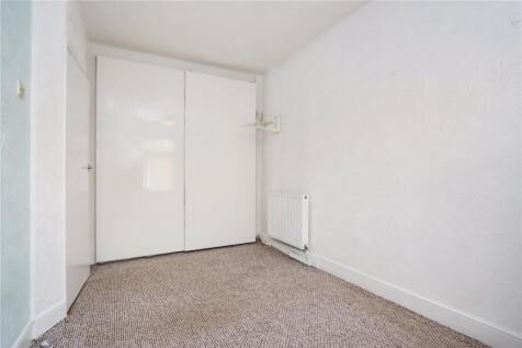 Bedroom 1 Pic 2