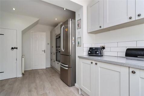 Kitchen Area Pic 2