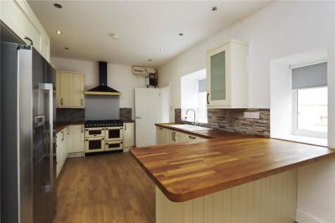 Kitchen Pic 1