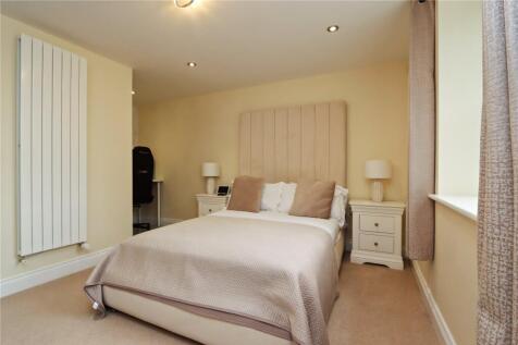 Bedroom 2 Pic 2