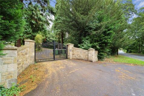 Entrance/Gates