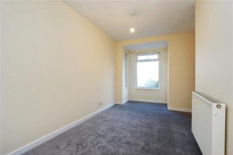 Bedroom 1 Pic 1
