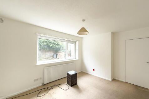 Bedroom 2 Pic 1
