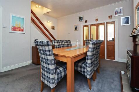 Dining Room Pic 3