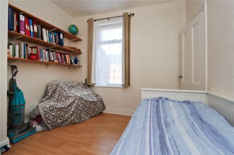 Bedroom 2 Pic 2
