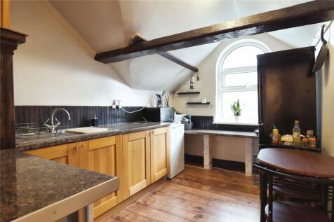 2nd Kitchen/Utility