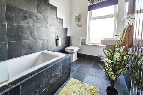 Family Bathroom/W.C