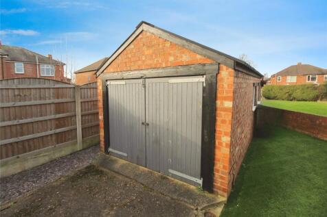 Garage/Workshop
