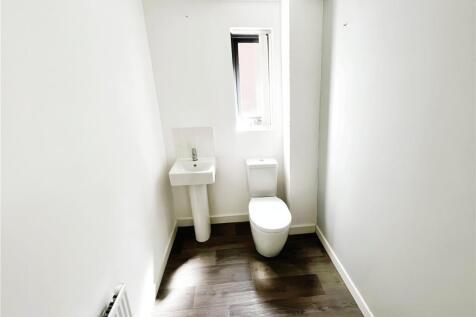 Cloakroom/W.C