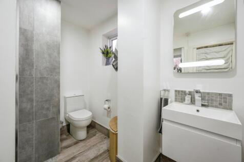 Shower Room/Wc