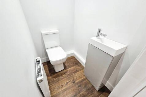 Cloakroom/W.C