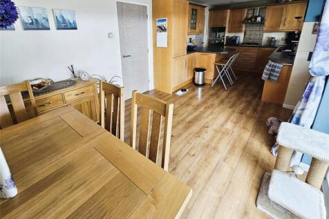 Kitchen/Diningroom