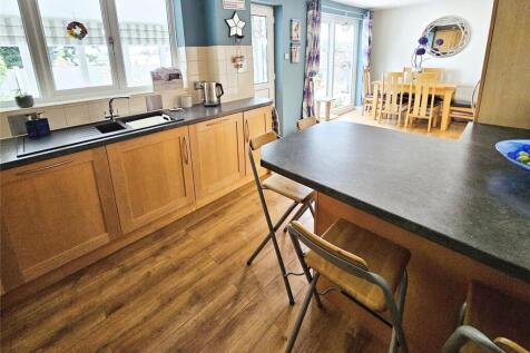Kitchen/Diningroom