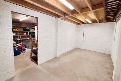 Garage &amp; Workshop