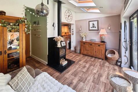 Sitting/ Garden Room