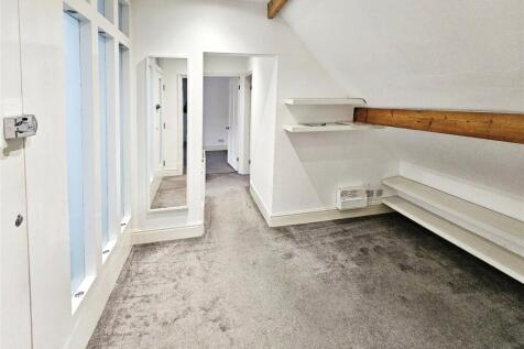 Entrance Lobby/Study