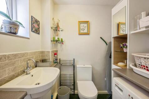Cloakroom/Wc