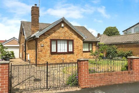 Driveway /Garage
