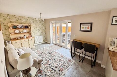 Kitchen Living Area