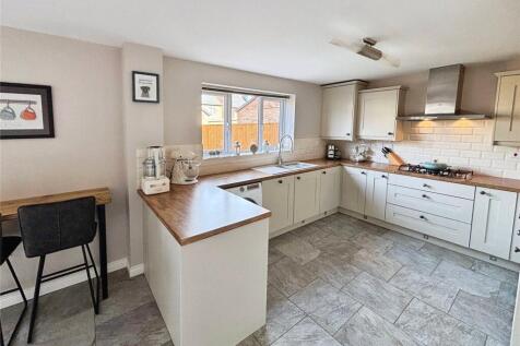 Kitchen Living Area