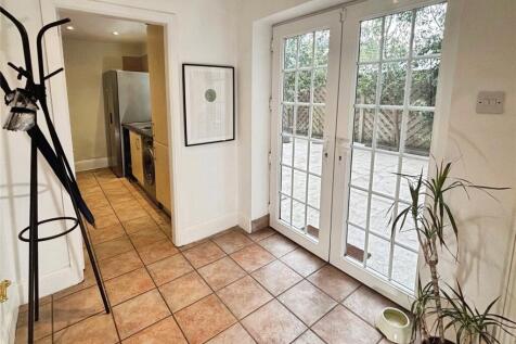 Rear Lobby / Utility