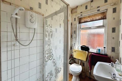 Shower W/C