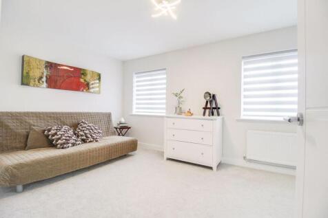 Bedroom Two (2)
