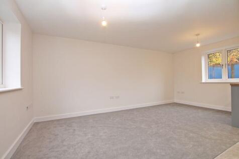 Open Planned Living Area (3)
