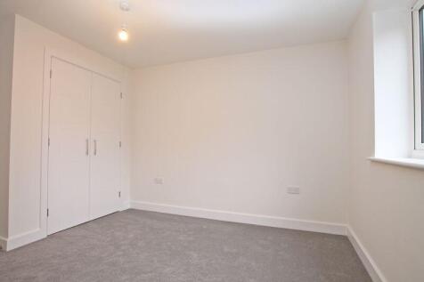Bedroom One (2)
