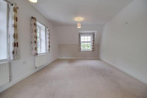 Living Room (2)