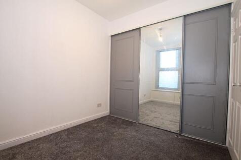 Bedroom (2)