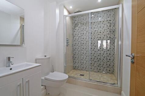 Bedroom One En-suite