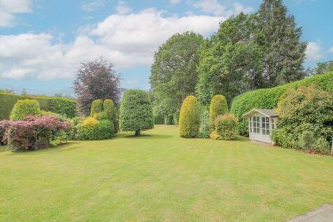 Rear Garden (1)