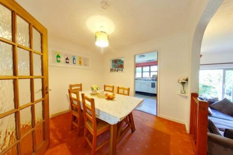 Dining Room.jpg