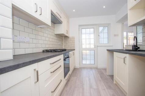 18 Beverley Road-17.jpg