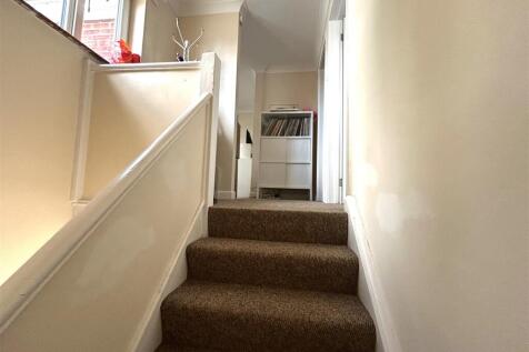 entrance hallway.jpg