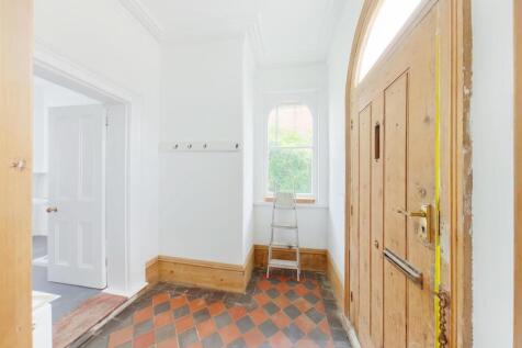 Entrance Hall (1).jpg