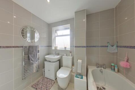 Bathroom (29).jpg