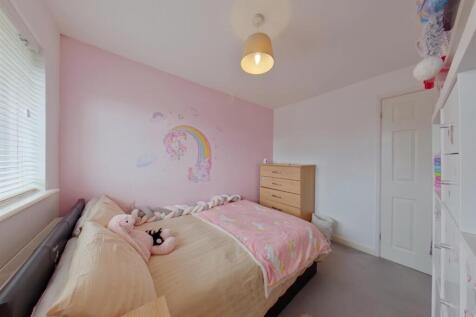 Bed 2 (33).jpg