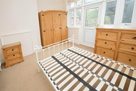Flat 1-Bed 1