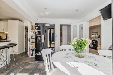 Breakfast Room