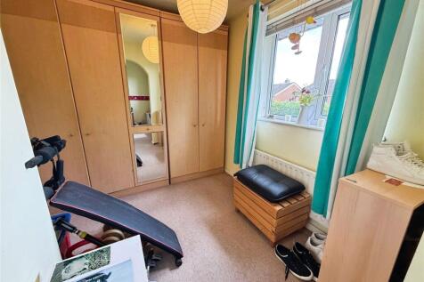 Dressing Room/Bed 4