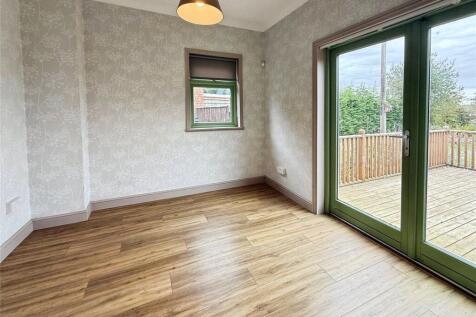 Snug/Garden Room
