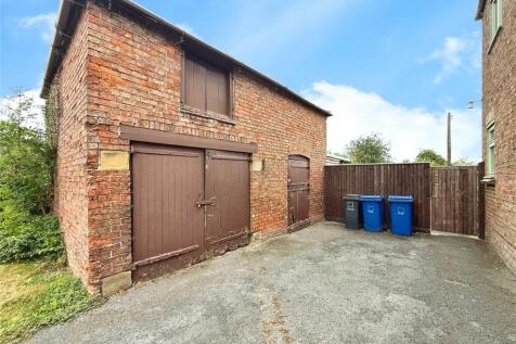 Garage/Stable